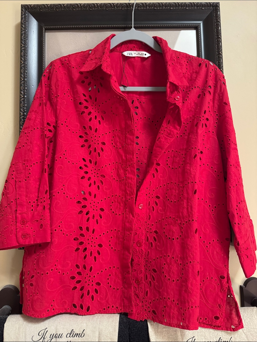 Zara Bright Red Eyelet Button-Down Shirt never worn L